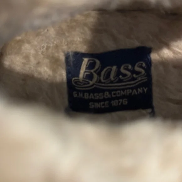 G.H. Bass & Co. Brown Suede Winter Boots with Cream Fur - Picture 8 of 8